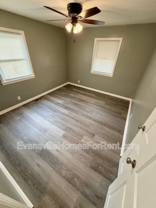 Building Photo - 120 Leslie Ave