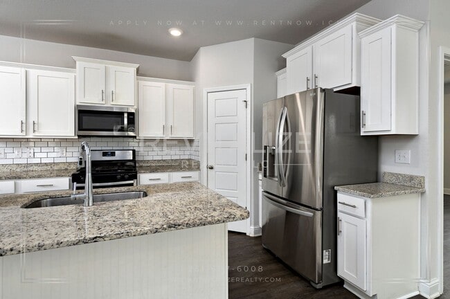 Building Photo - Modern 4BR 2 BA Home in Spanish Fort