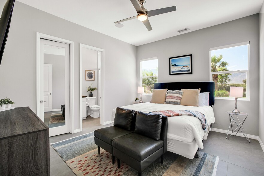 Ensuite Bedroom 3 - 67264 Zuni Ct