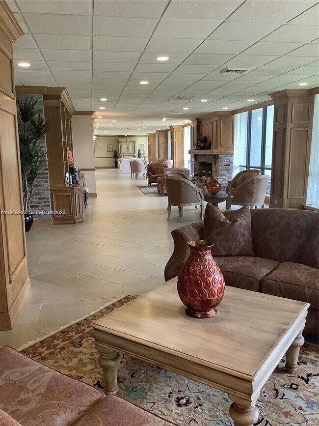 Building Photo - 5100 N Ocean Blvd