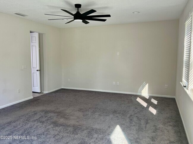 Building Photo - 9497 Scaup Way