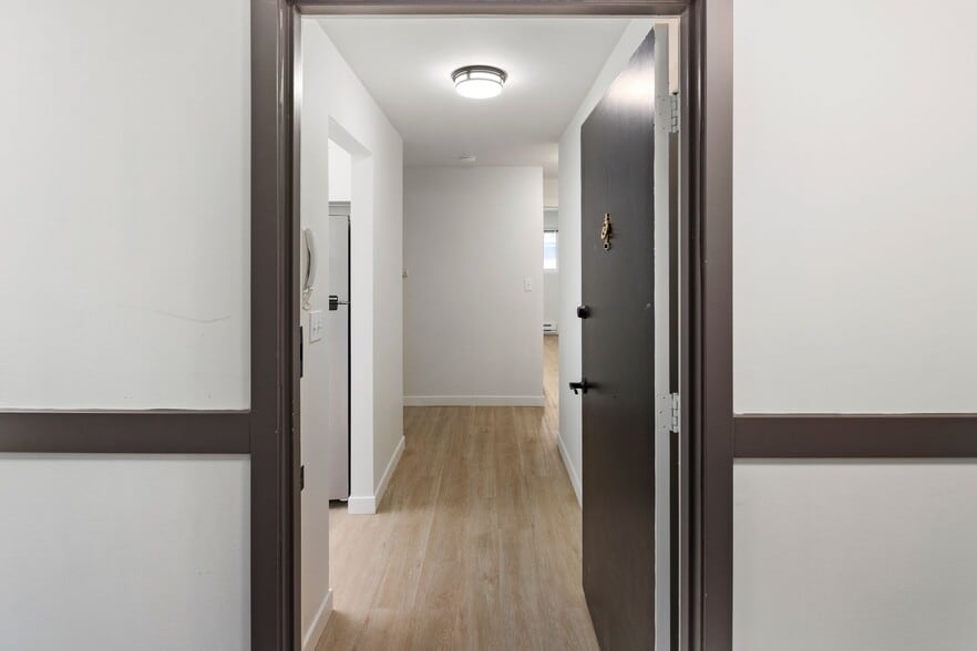 Building Photo - Nordic Flats