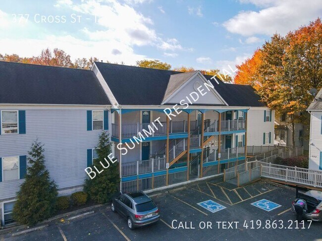Building Photo - 377 Cross St
