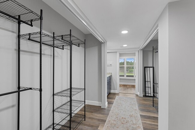 Building Photo - 2435 Presidential Way