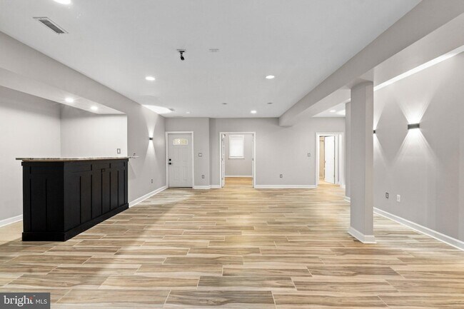 Building Photo - 41433 Red Hill Rd