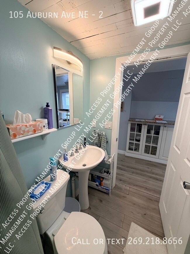 Building Photo - 105 Auburn Ave NE