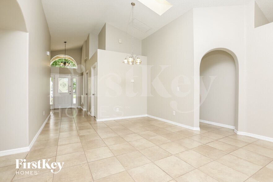 Building Photo - 2693 Autumn Creek Cir