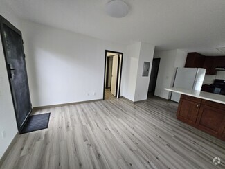 Building Photo - 2584 Pauoa Rd