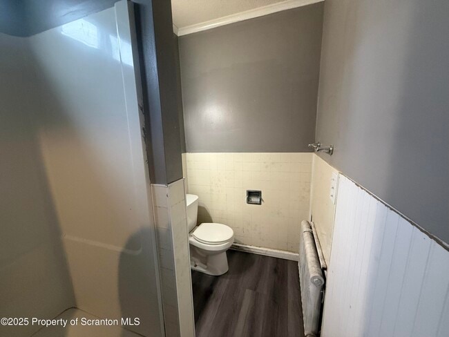 Building Photo - 417 Willow St