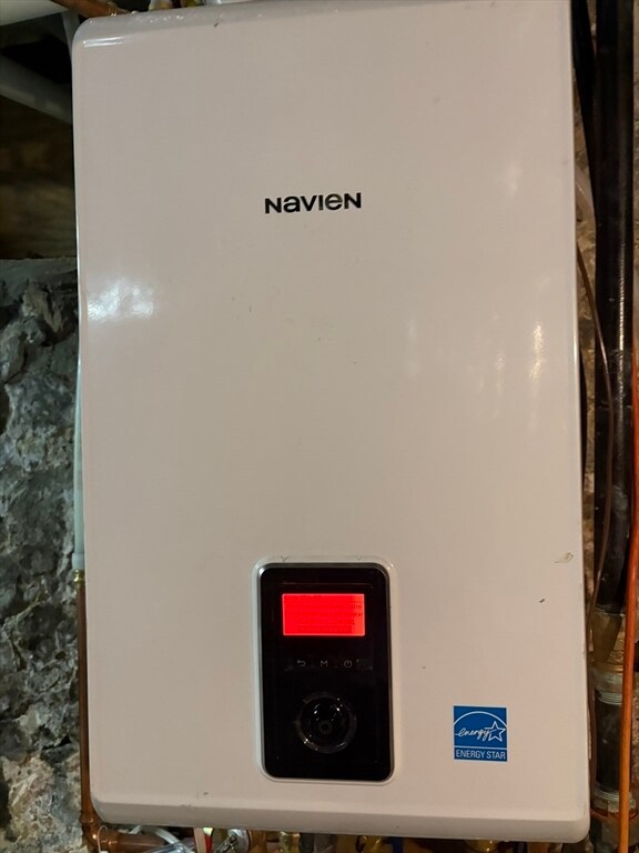 Building Photo - 14 Fairview St