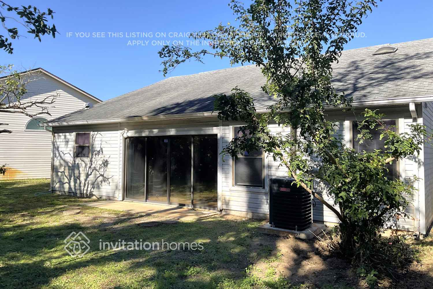 Building Photo - 653 Middlebury Loop