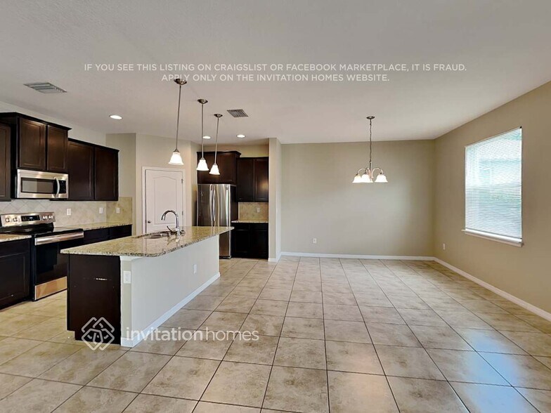 Building Photo - 11618 Warren Oaks Pl