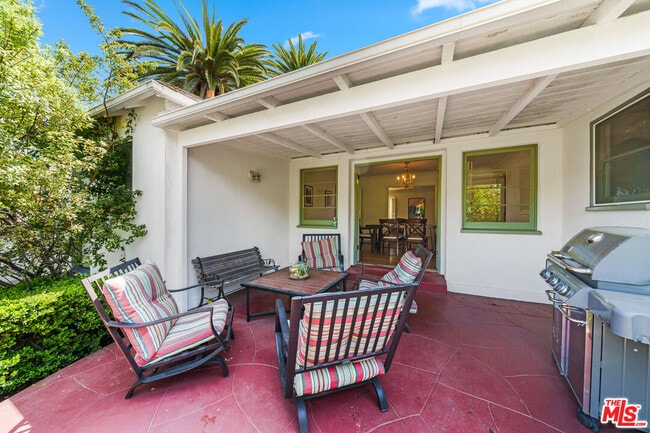 Building Photo - 475 21st St