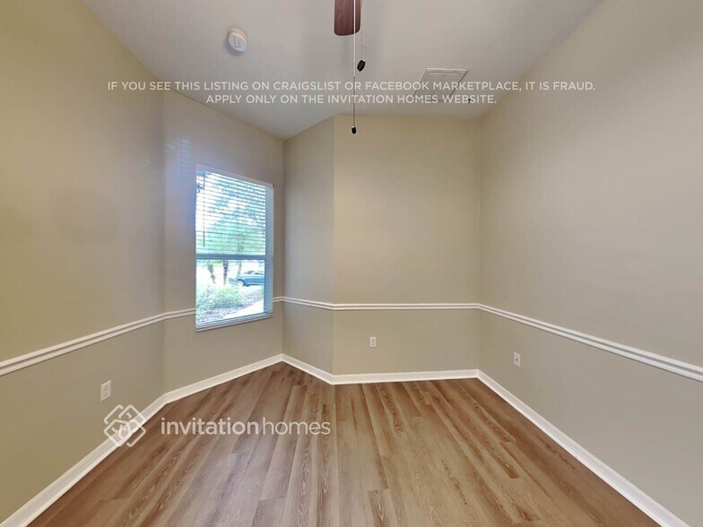 Building Photo - 20401 Walnut Grove Ln