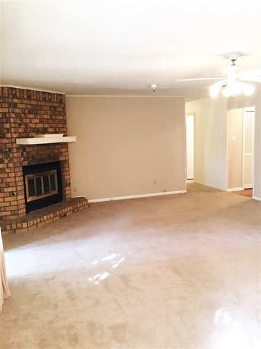 Building Photo - North Bossier City La 3 br 2 bath home for rent with 2-car garage