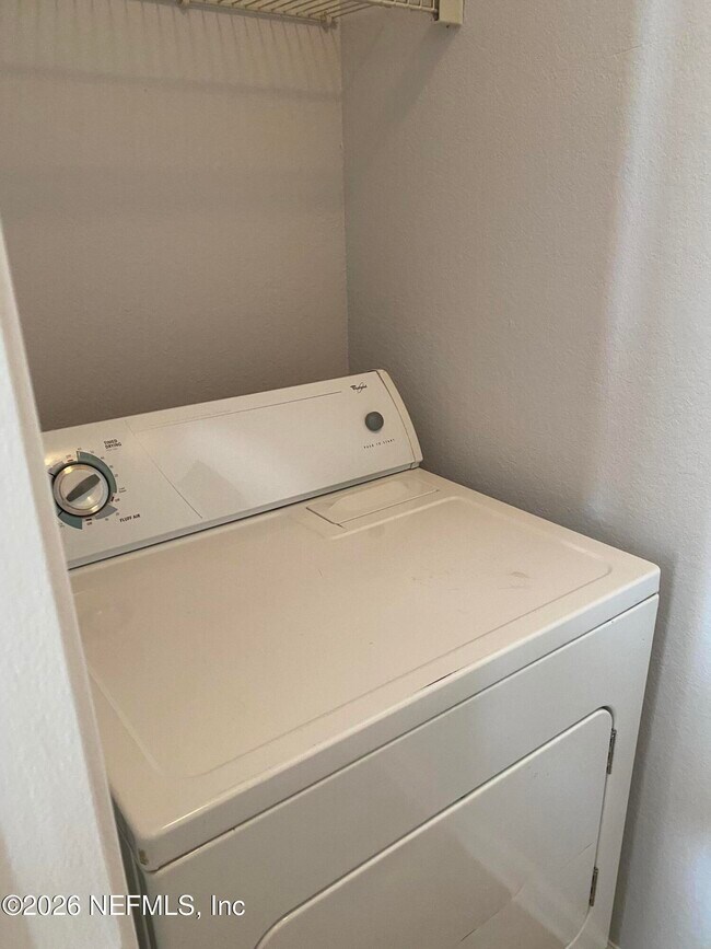 Building Photo - 8290 Gate Pkwy W