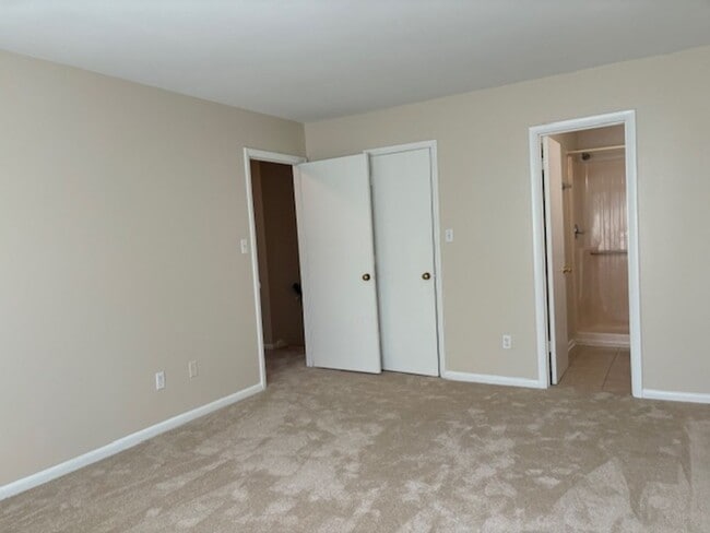 Building Photo - Sonoma Wods