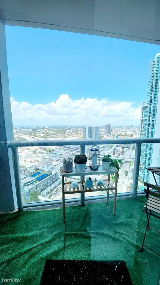 Building Photo - 2 br, 2 bath Condo - 888 Biscayne Blvd Apt...