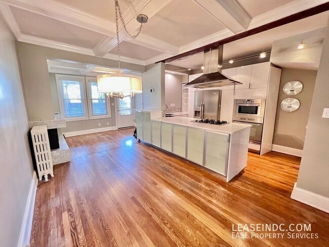 Building Photo - 5022 5th St NW