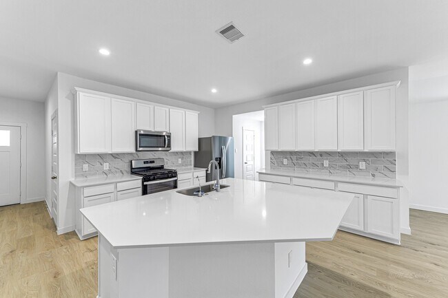Building Photo - 30226 Belgrade Pk Ln