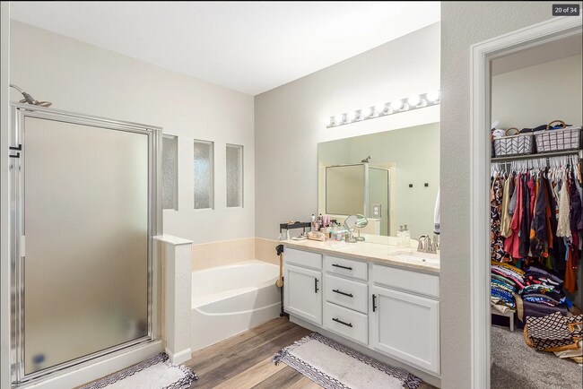 Building Photo - 6703 S Winnipeg Cir