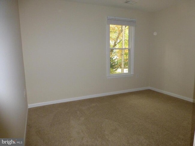 Building Photo - 11415 Jordan Ln