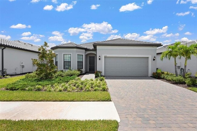Primary Photo - 6205 Grande Talon Ln