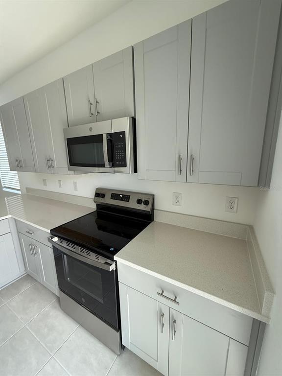 Building Photo - 3208 Skyline Lp