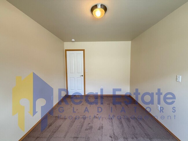 Building Photo - 18803 97th Ave Ct E
