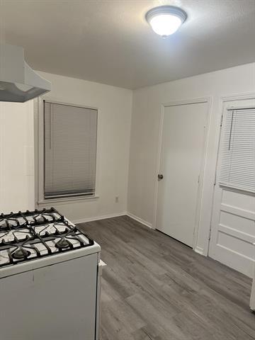 Building Photo - 3203 Bertrand Ave