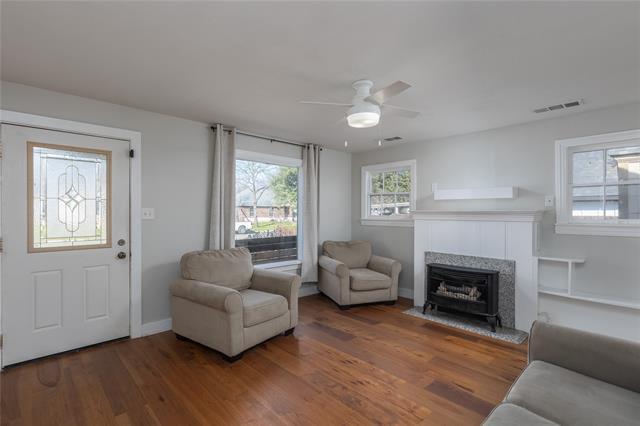 Building Photo - 4525 Almena Rd