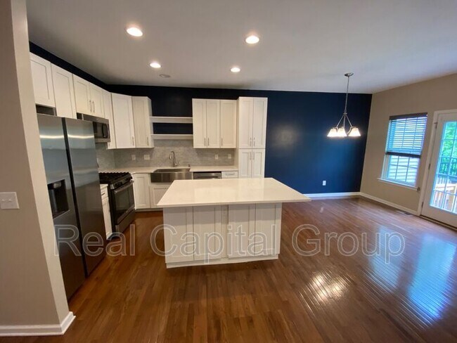 Building Photo - 4275 Arthur Ct