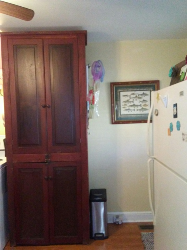 Building Photo - Fully Furnished First Floor Apartment