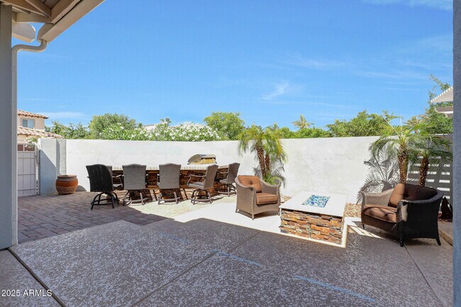 Building Photo - 21134 W Green St