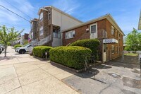 Building Photo - 169 McAdoo Ave