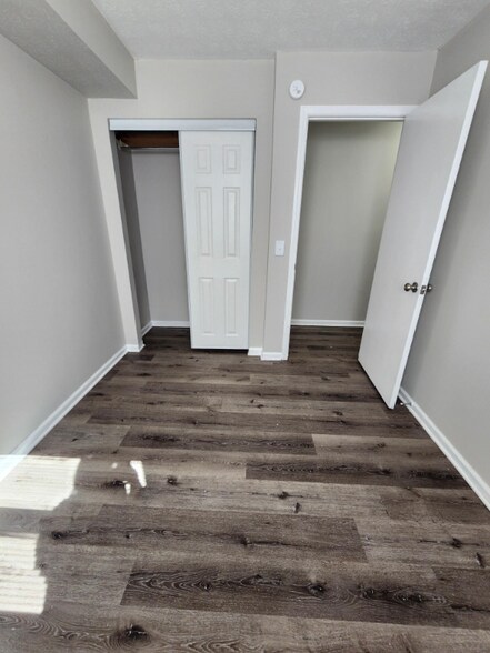 Building Photo - 1145 S Main St