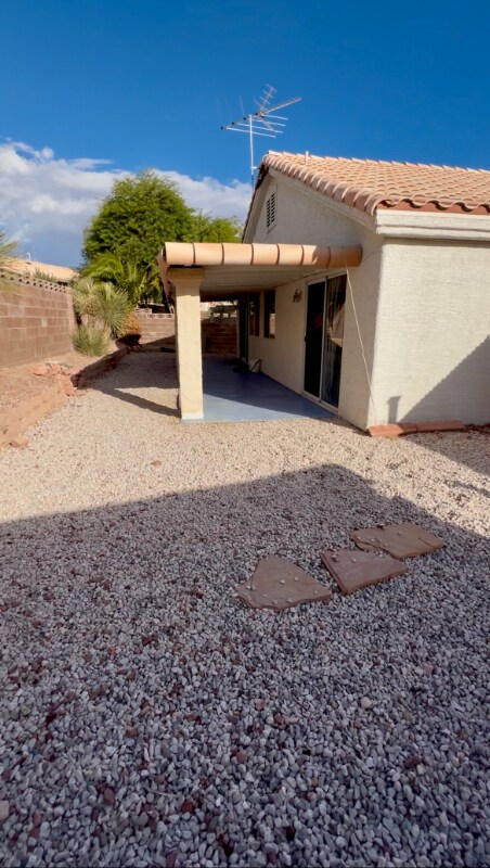 Building Photo - 3845 Bach Way