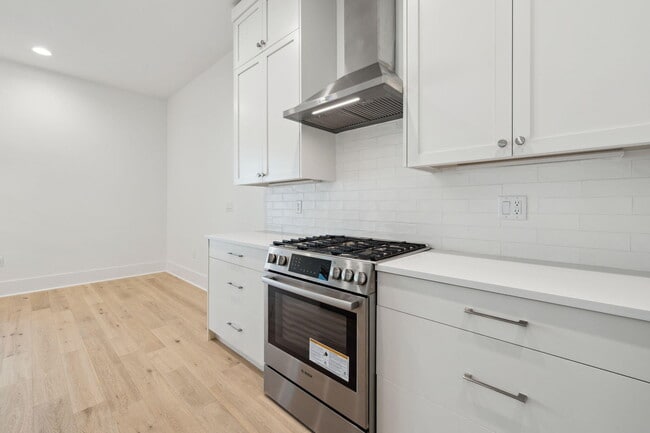 Building Photo - 91 Heartwood St