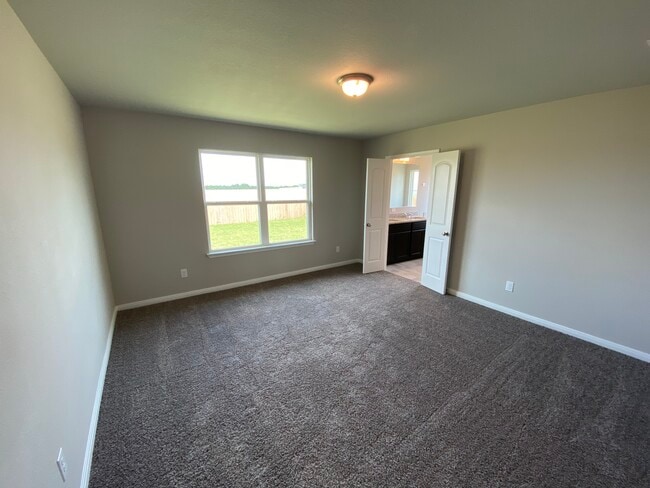 Building Photo - 3031 Dade Loop