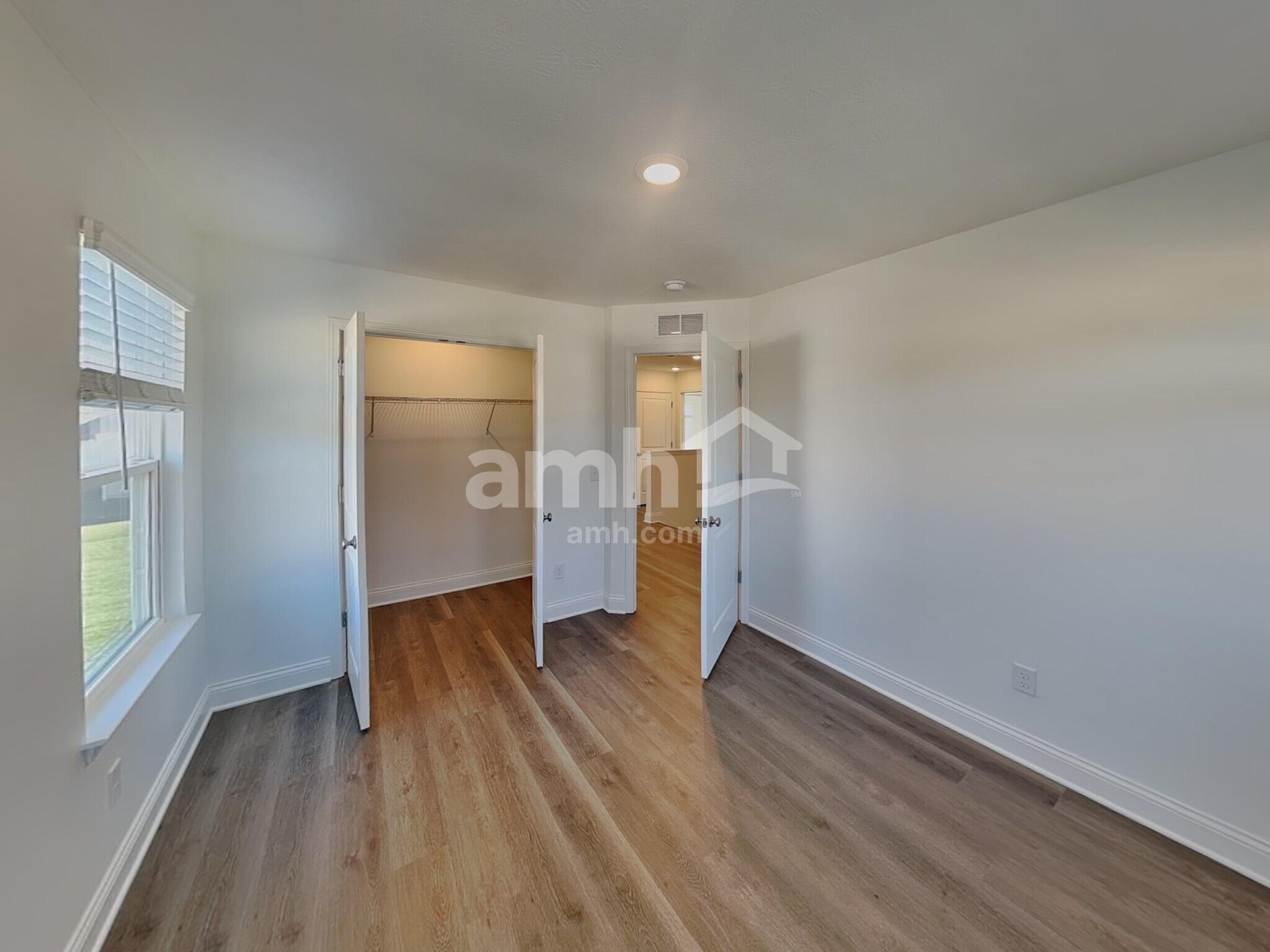 Building Photo - 206 Kramer Mills Dr