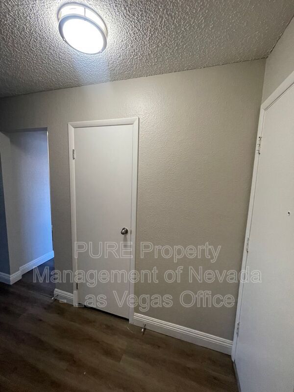 Building Photo - 1729 Jupiter Ct