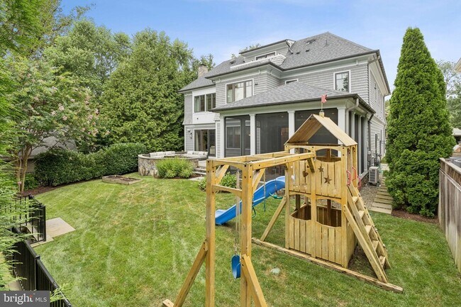 Building Photo - 5120 Wessling Ln