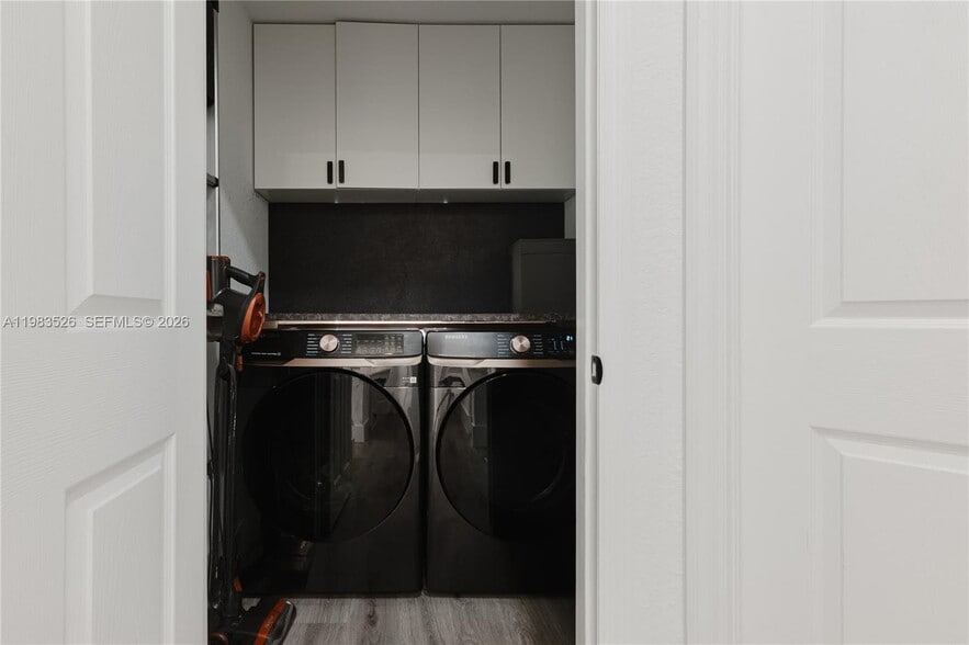 Building Photo - 12735 SW 49th Ct