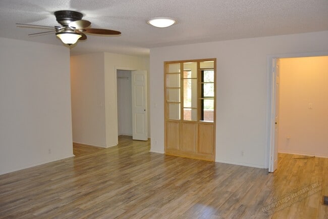 Building Photo - Cortez Golf Area | Home | Unfurnished