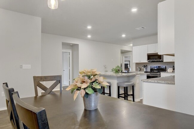 Building Photo - 6012 Xene Dr