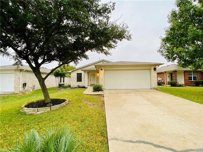 Building Photo - 3811 Julianas Way