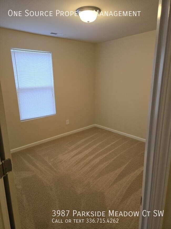 Building Photo - 3987 Parkside Meadow Ct SW