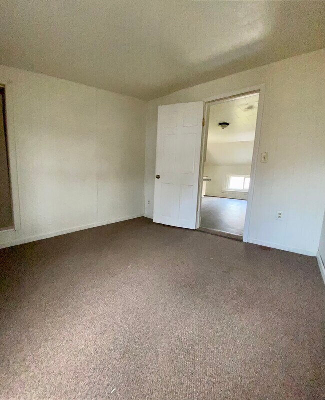 2nd bedroom off of kitchen. - 503 Middle