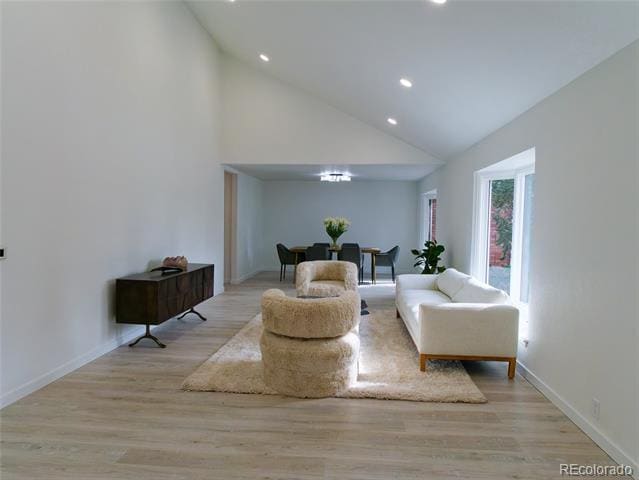 Building Photo - 5927 S Yates Ct