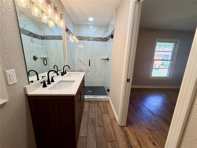 Building Photo - 2922 College Cir